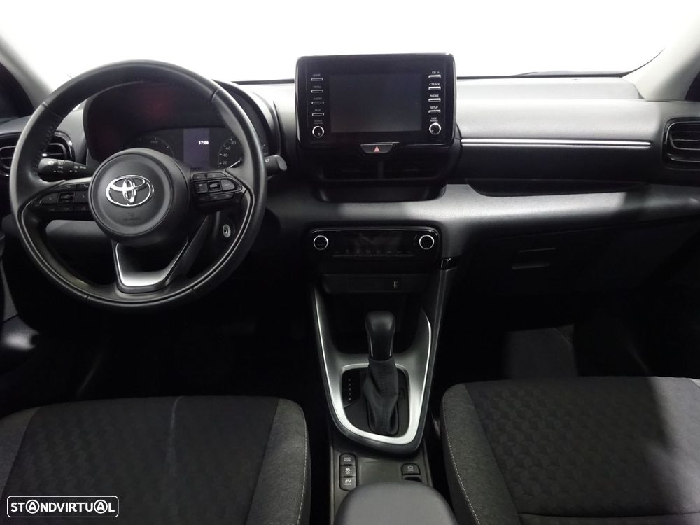 Toyota Yaris 1.5 HDF Comfort Plus - 9
