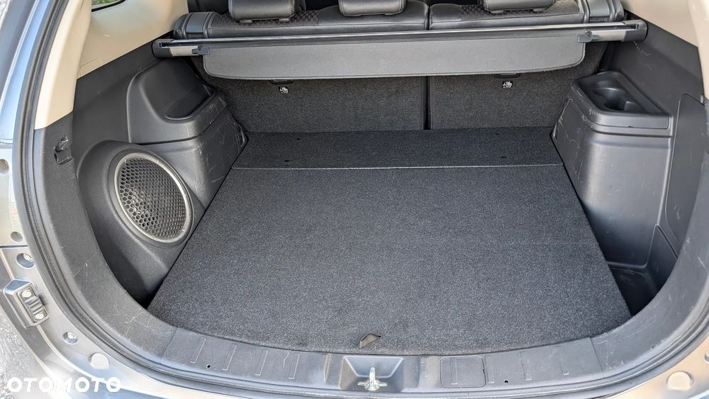 Mitsubishi Outlander 2.0 4WD Top - 14
