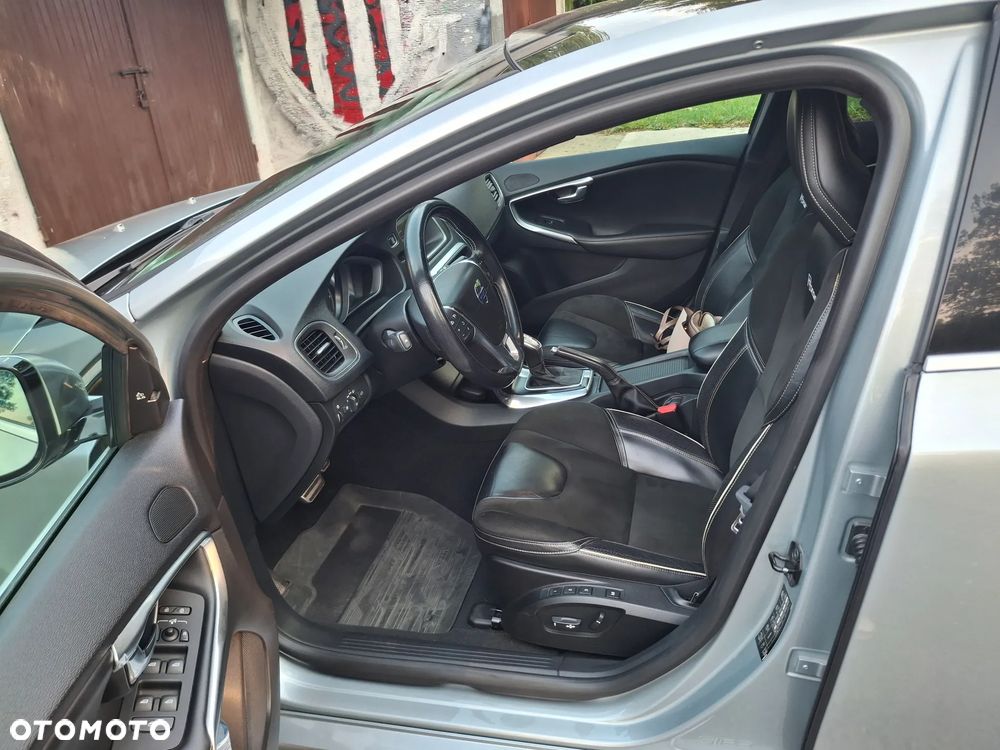 Volvo V40 - 9