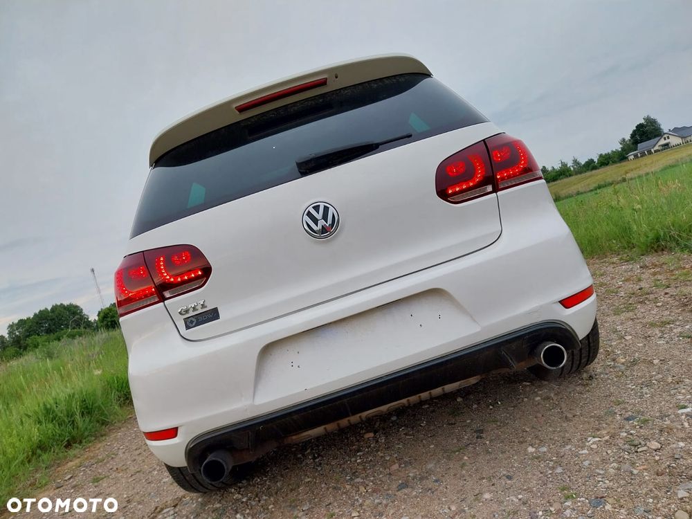 Volkswagen Golf 2.0 TSI GTI - 17