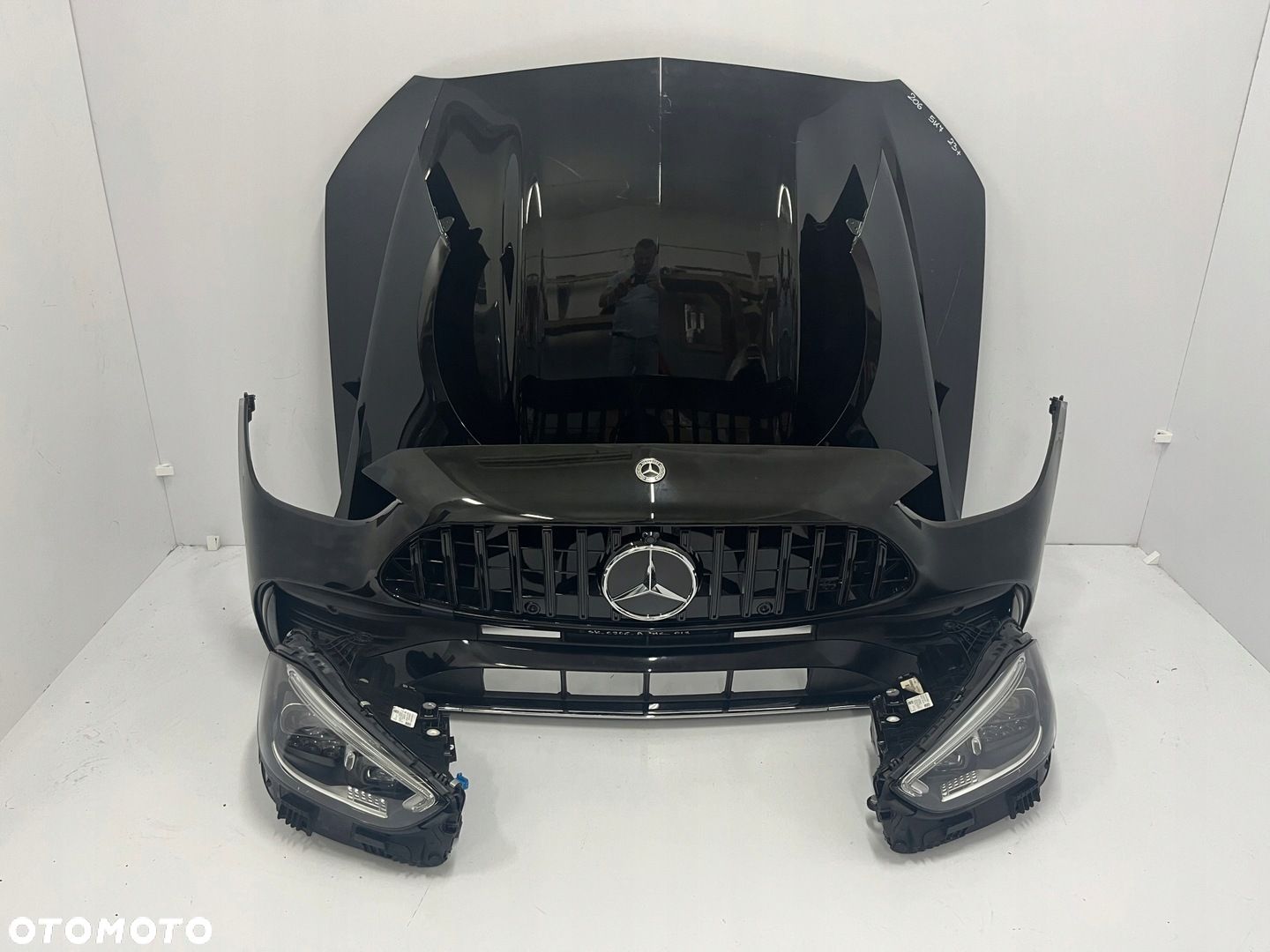 maska lampa zderzak błotnik mercedes c klasa w206 amg - 1