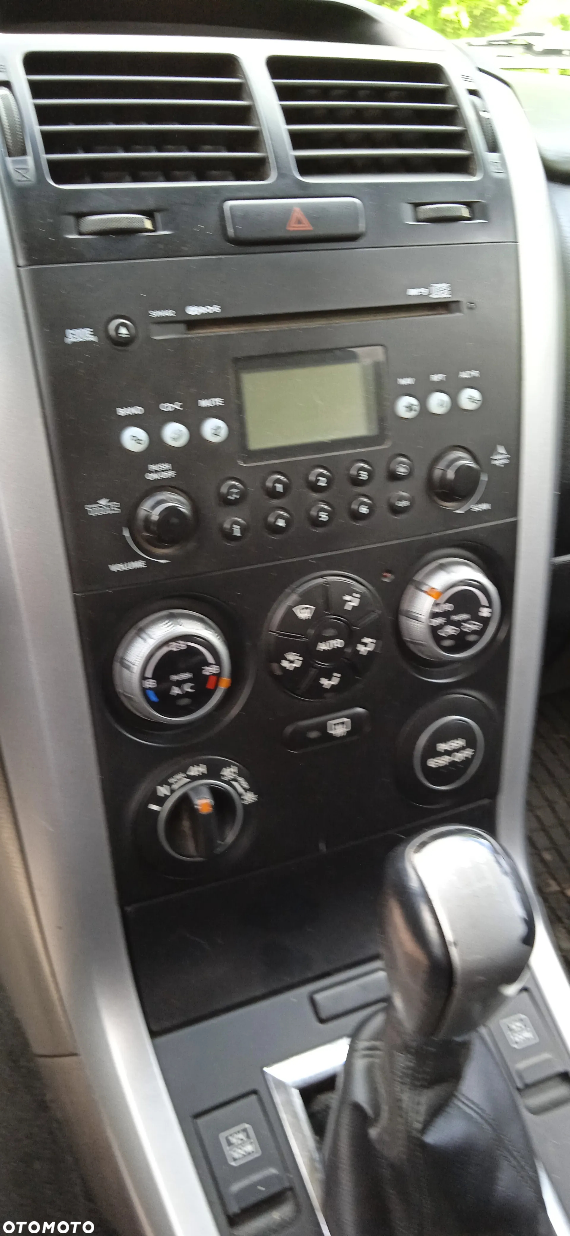 Suzuki Grand Vitara 1.9 DDiS - 9