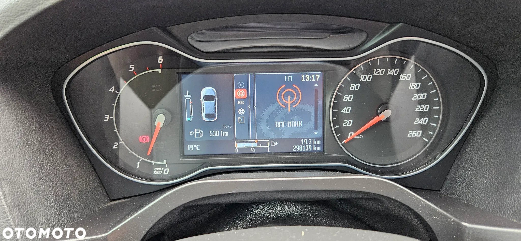 Ford S-Max 2.0 TDCi DPF Titanium - 9
