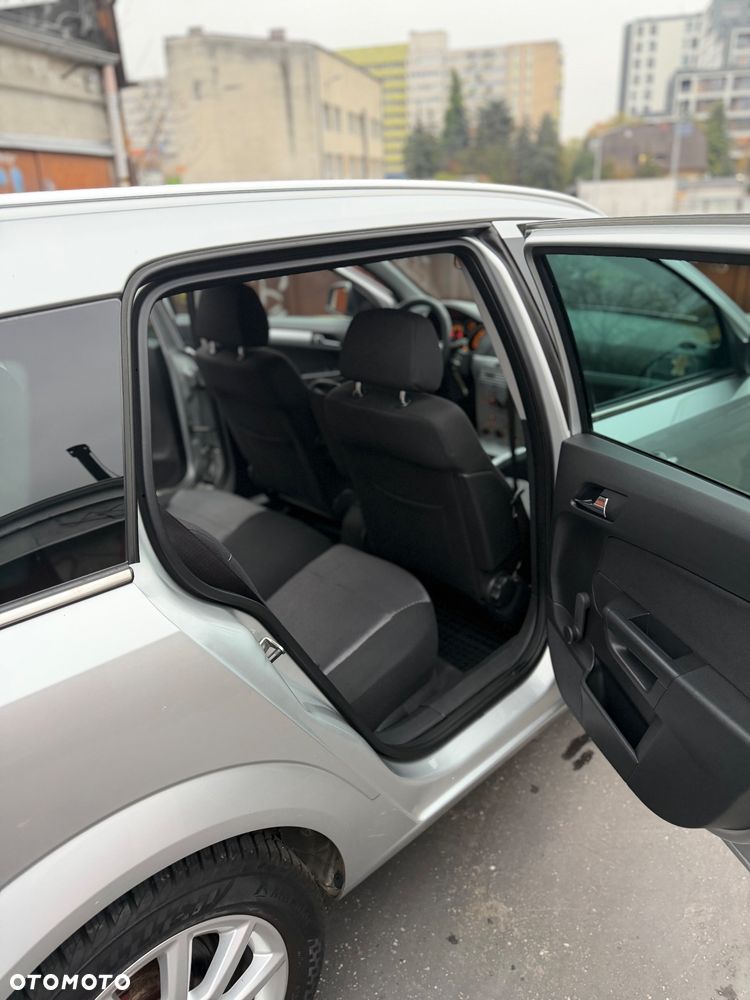 Opel Astra 1.6 - 12
