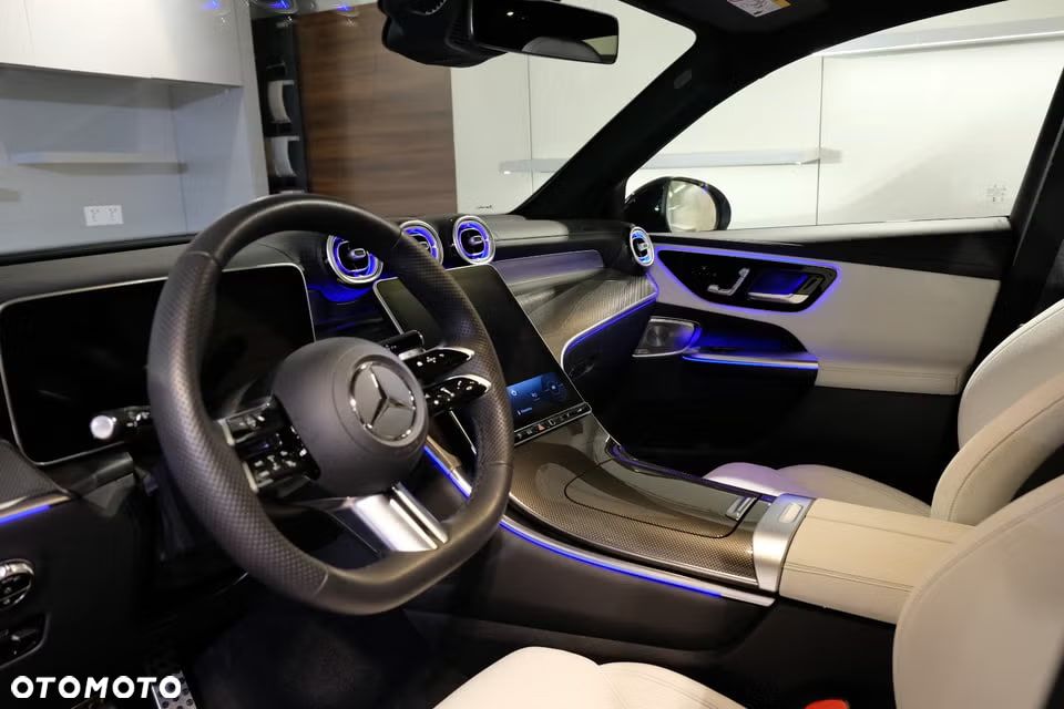 Mercedes-Benz GLC 300 de 4Matic 9G-TRONIC AMG Line Advanced - 11