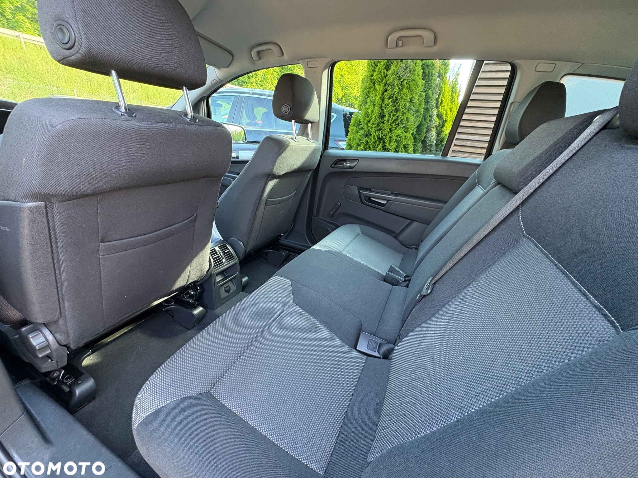 Opel Zafira 1.8 Cosmo - 20