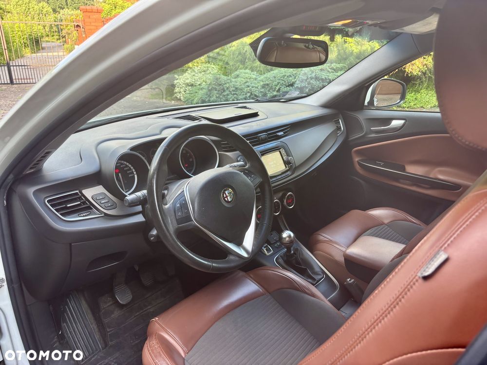 Alfa Romeo Giulietta 1.4 TB MultiAir Exclusive - 7