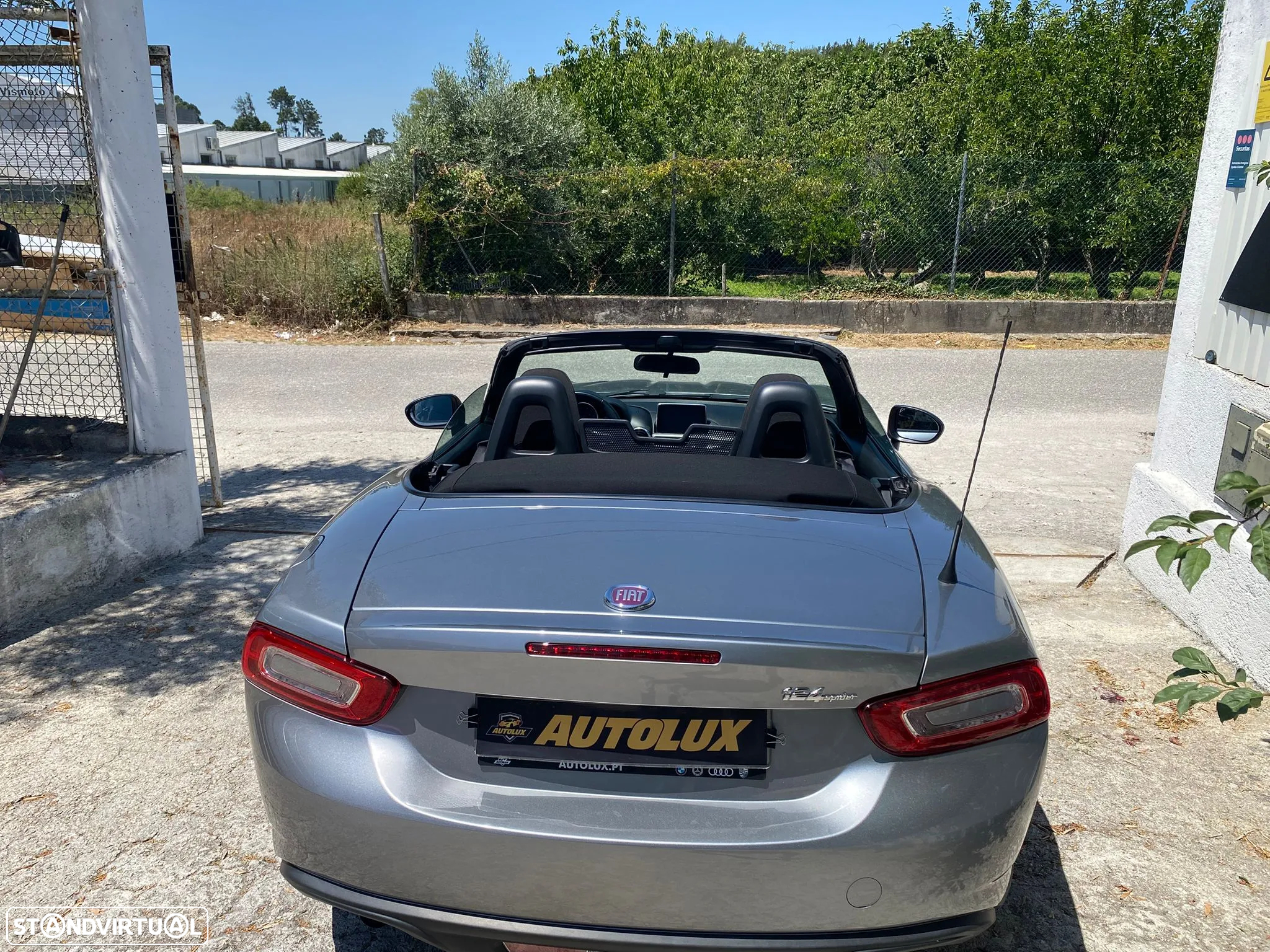 Fiat 124 Spider 1.4 MultiAir Turbo - 12