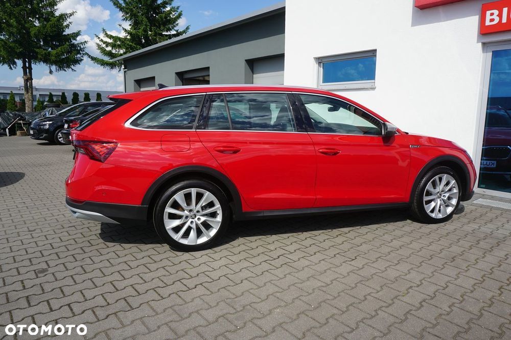 Skoda Octavia 2.0 TDI DSG 4x4 Scout First Edition - 37