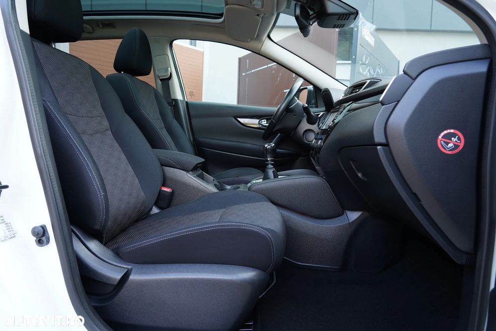 Nissan Qashqai 1.6 DCI N-Connecta - 8