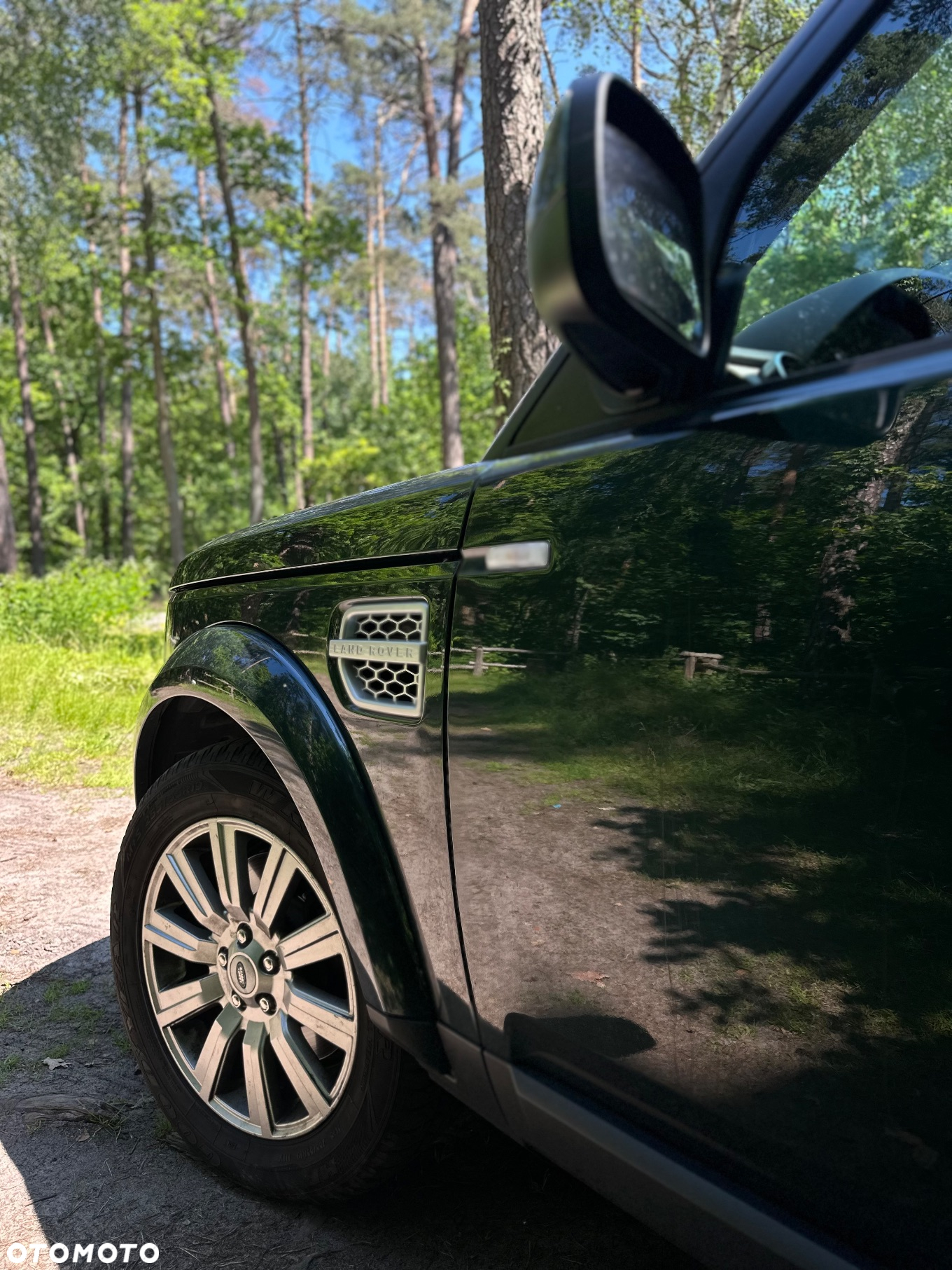Land Rover Discovery IV 3.0D V6 HSE - 9