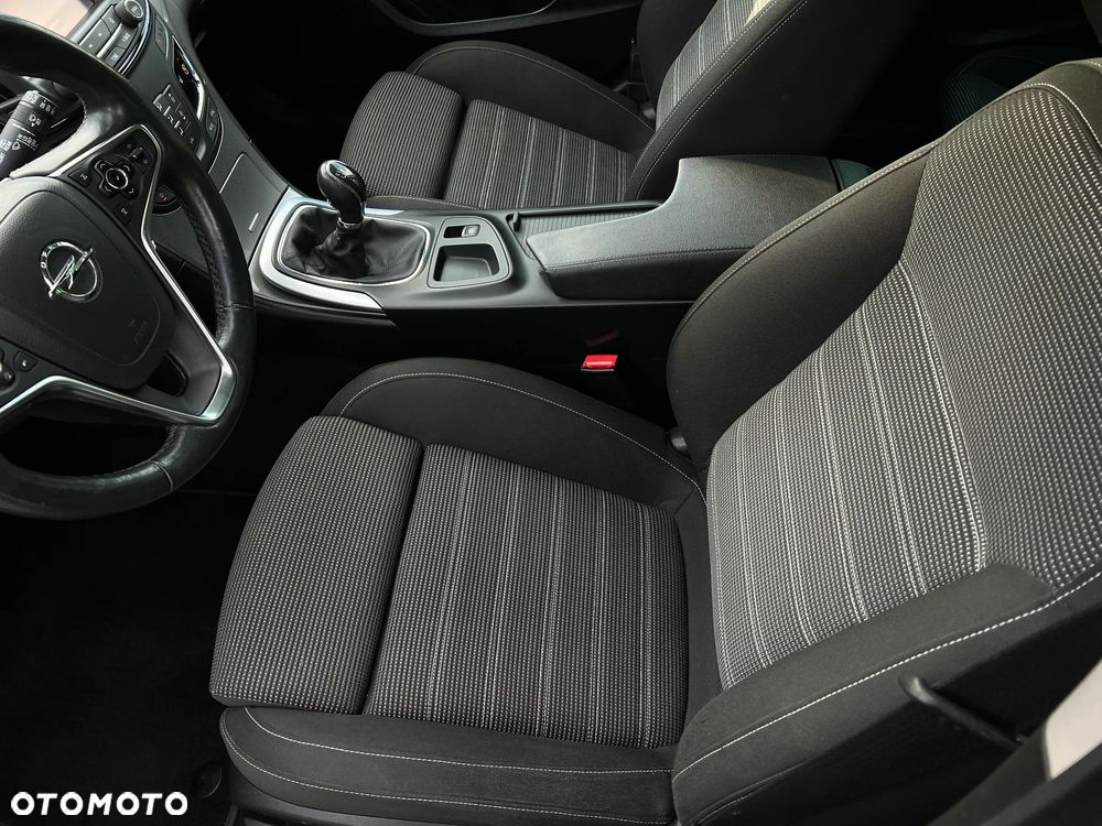 Opel Insignia 1.4 T Executive S&S - 11