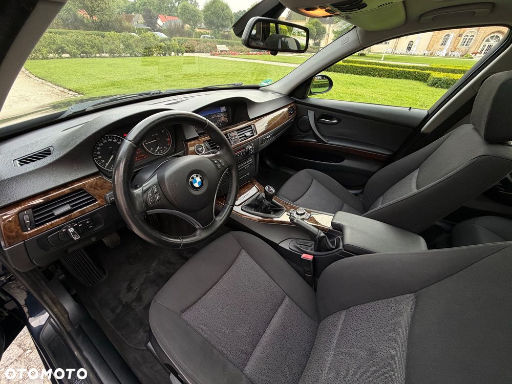 BMW Seria 3 - 10