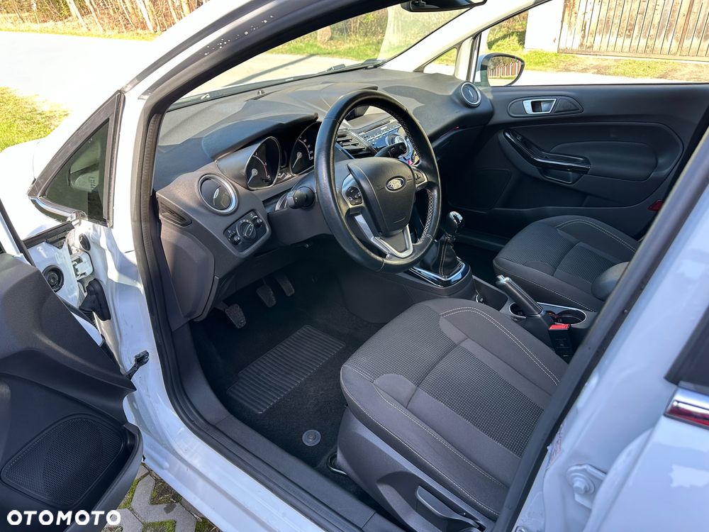 Ford Fiesta 1.5 TDCi Titanium - 10