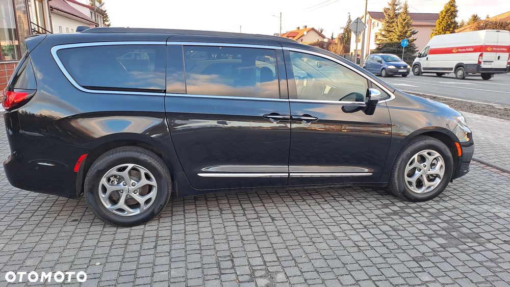 Chrysler Pacifica - 7