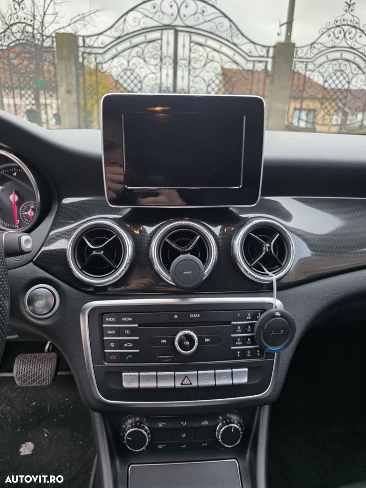 Mercedes-Benz CLA 200 d Shooting Brake 4MATIC Aut. - 6
