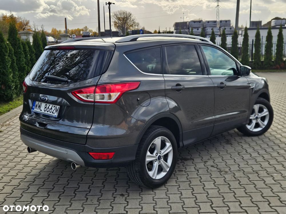 Ford Kuga 2.0 TDCi AWD Trend - 4