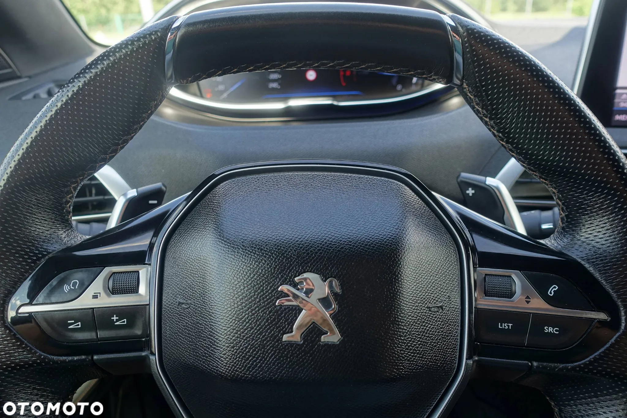 Peugeot 5008 BlueHDI 180 EAT8 GT - 24