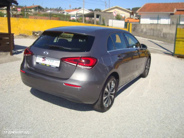 Mercedes-Benz A 250 e Style Plus - 11