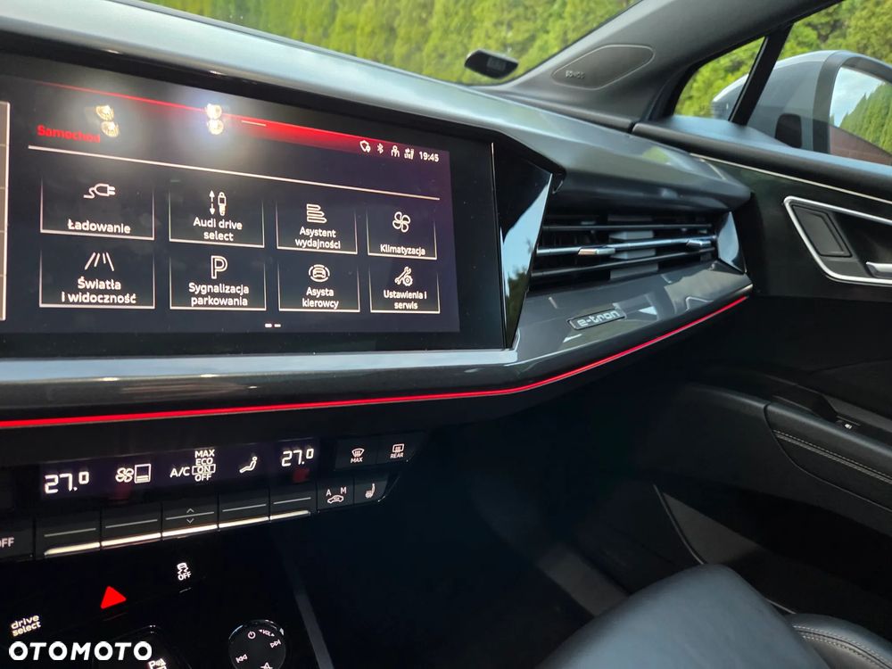Audi Q4 e-tron - 14