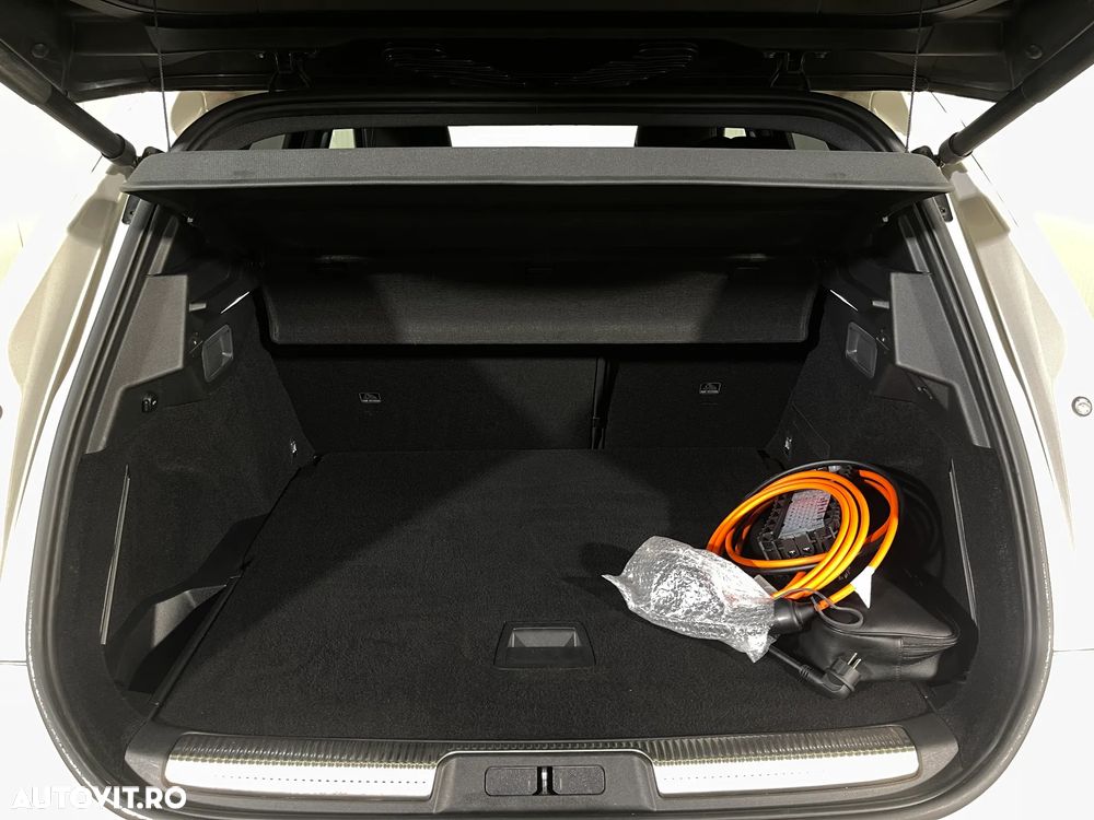 DS Automobiles DS 7 Crossback PHEV 300 cp 4wd Louvre - 13