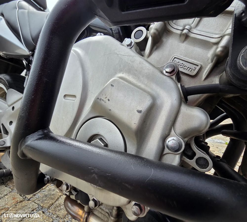 Honda CBF 1000 A - 16