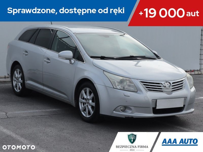 Toyota Avensis - 2