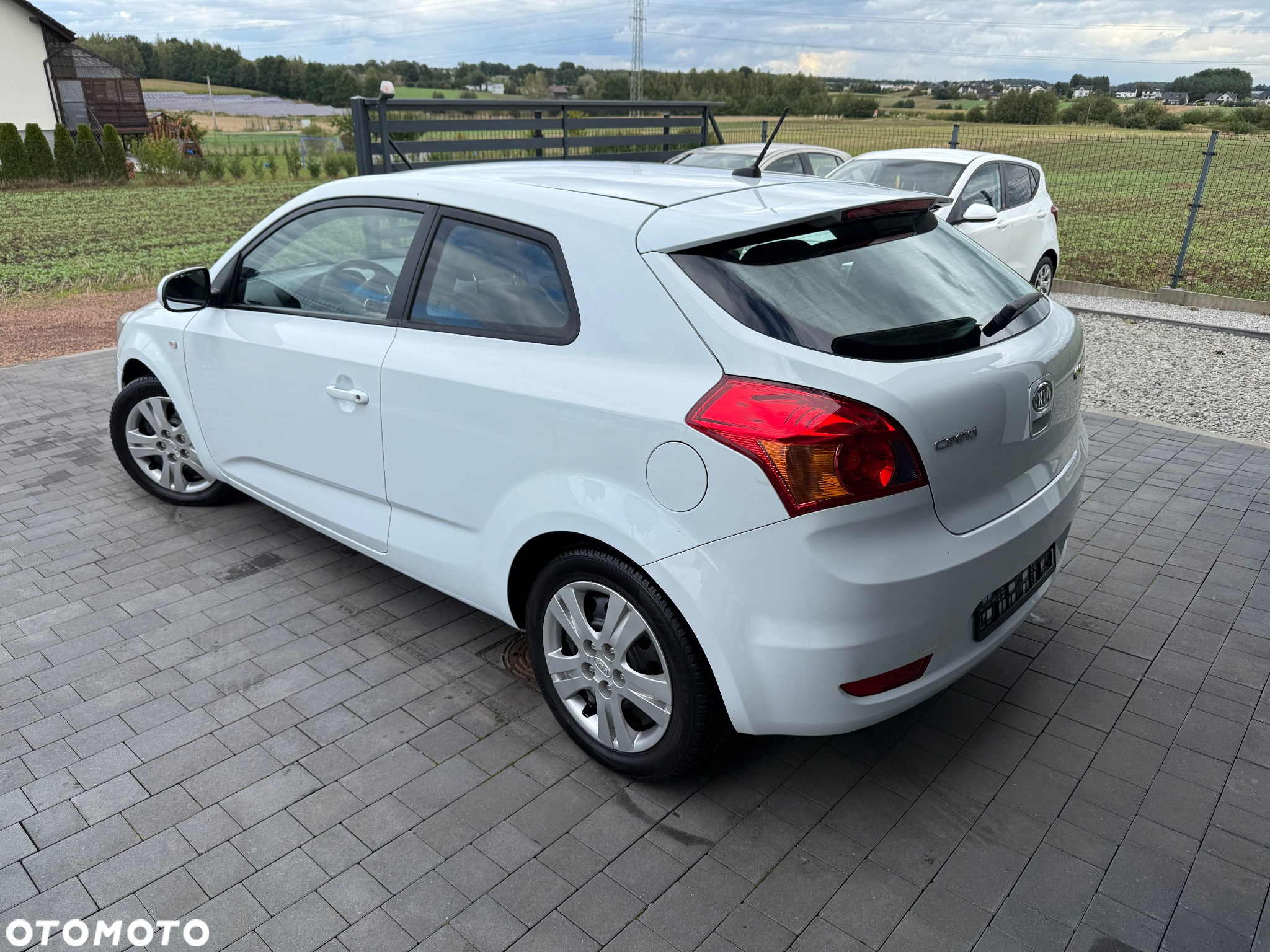 Kia ProCeed - 5