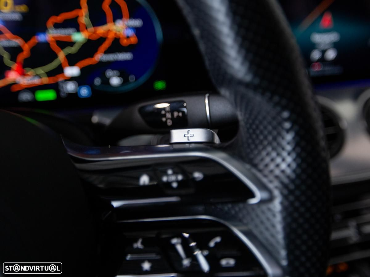 Mercedes-Benz E 300 de AMG Line - 20