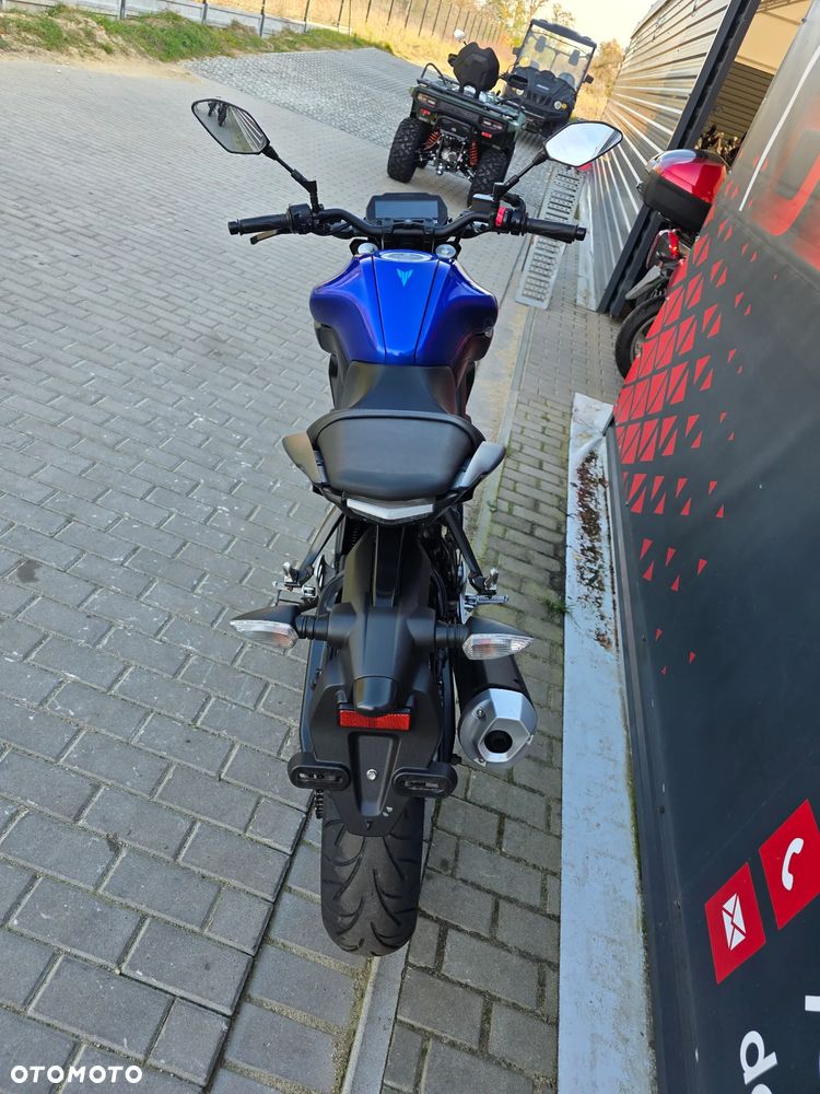 Yamaha MT - 17