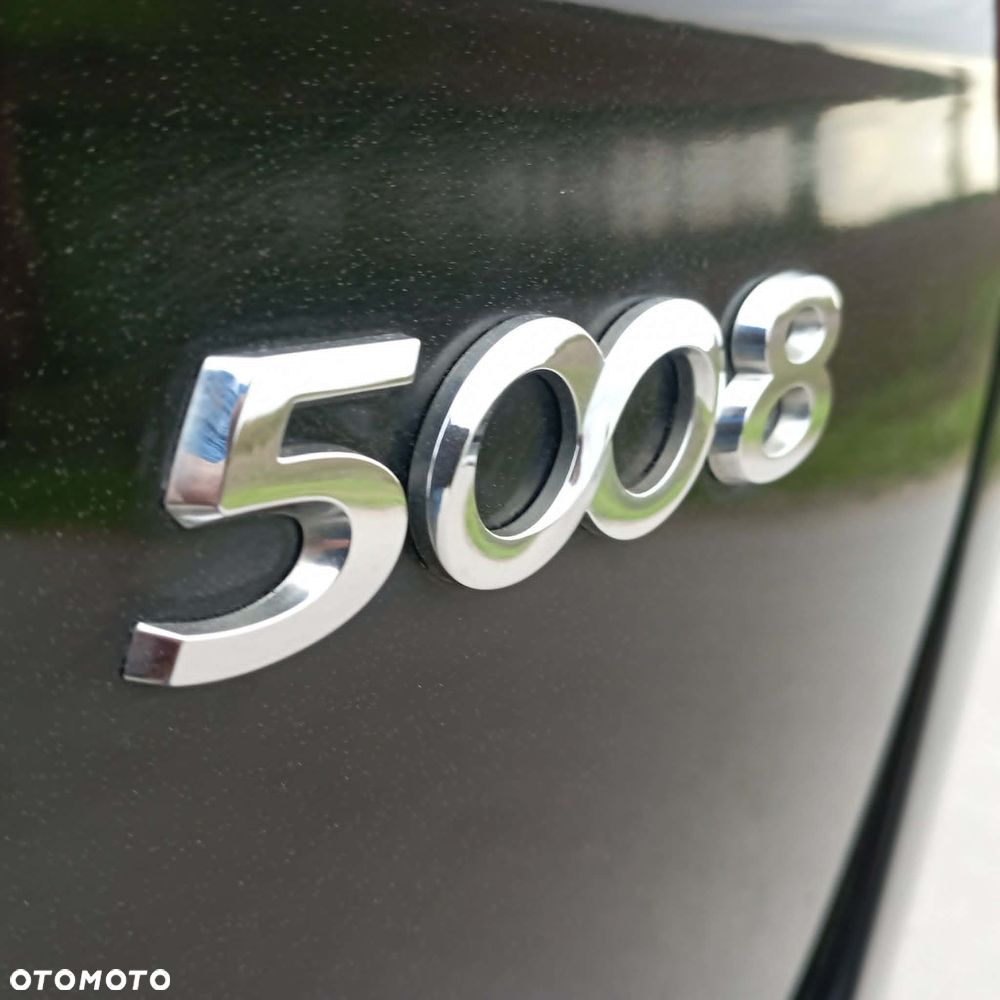 Peugeot 5008 1.6 THP Family 7os - 37