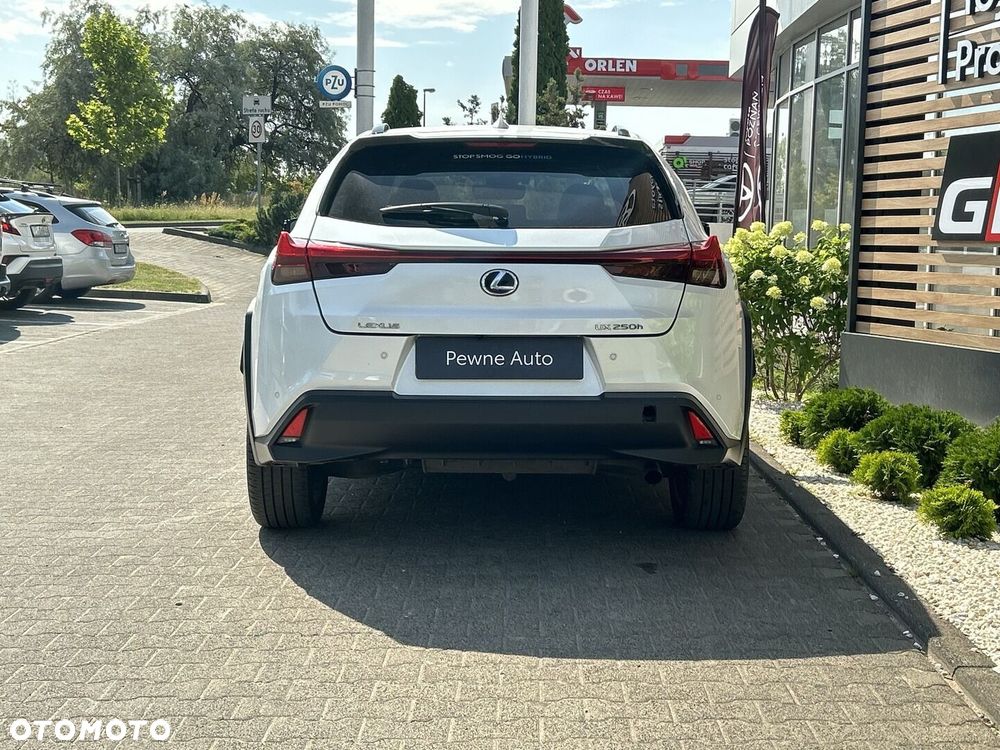 Lexus UX 250h GPF F Impression 2WD - 4