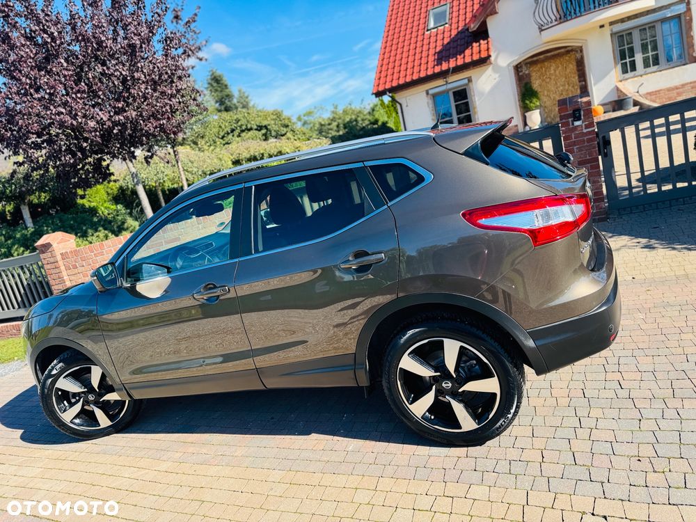 Nissan Qashqai 1.2 DIG-T TEKNA+ - 33