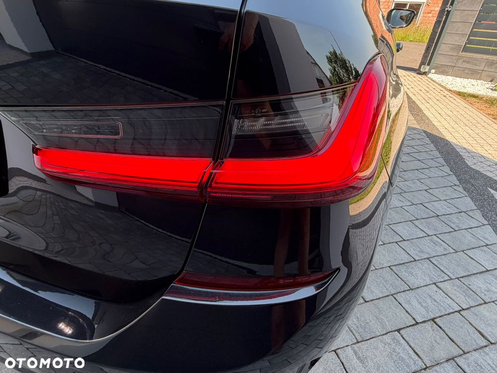 BMW Seria 3 320d M Sport Shadow sport - 24