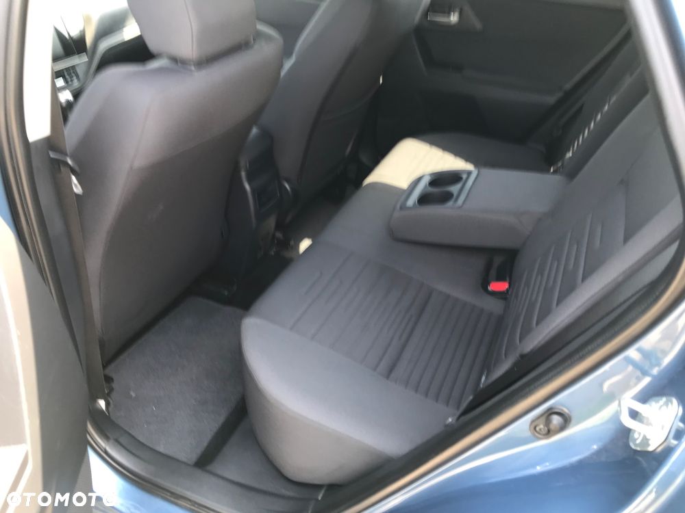 Toyota Auris - 12
