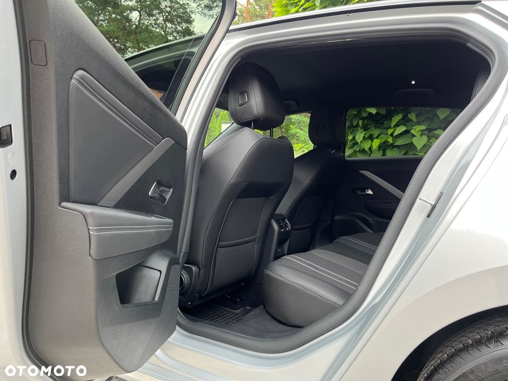 Opel Astra 1.2 T GS Line S&S - 13