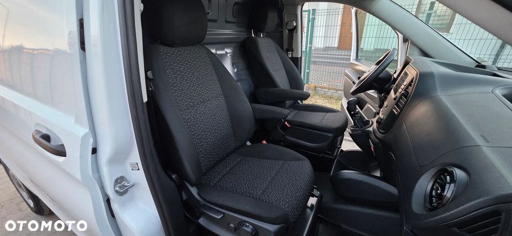 Mercedes-Benz VITO - 21