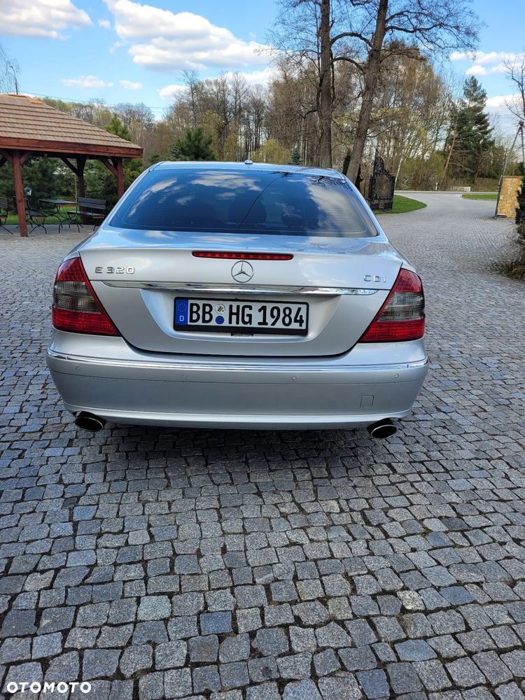 Mercedes-Benz Klasa E - 5