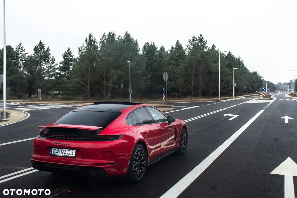 Porsche Panamera 4S E-Hybrid - 28