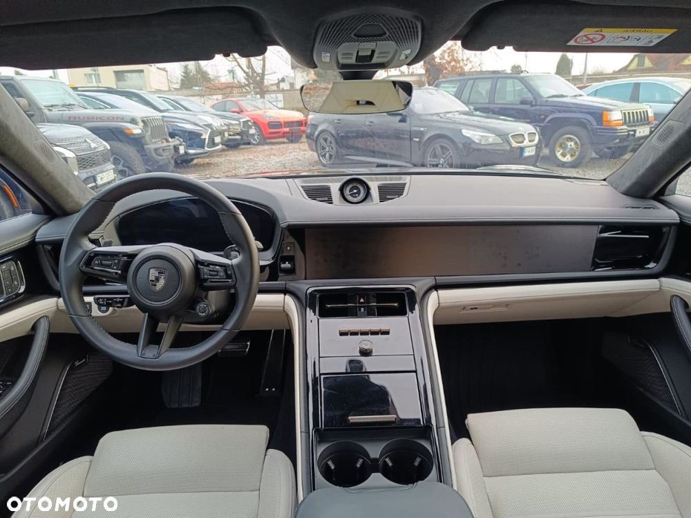 Porsche Panamera - 20