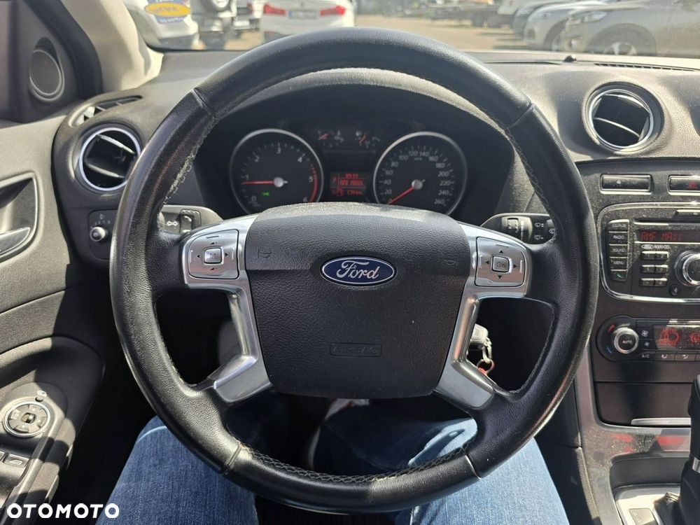 Ford Mondeo 2.0 TDCi Ambiente - 9