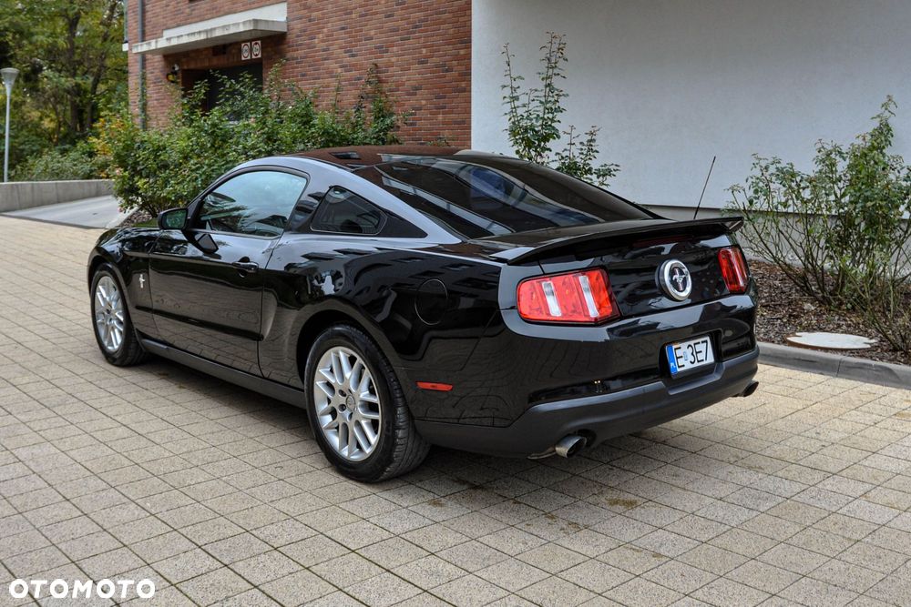 Ford Mustang - 3