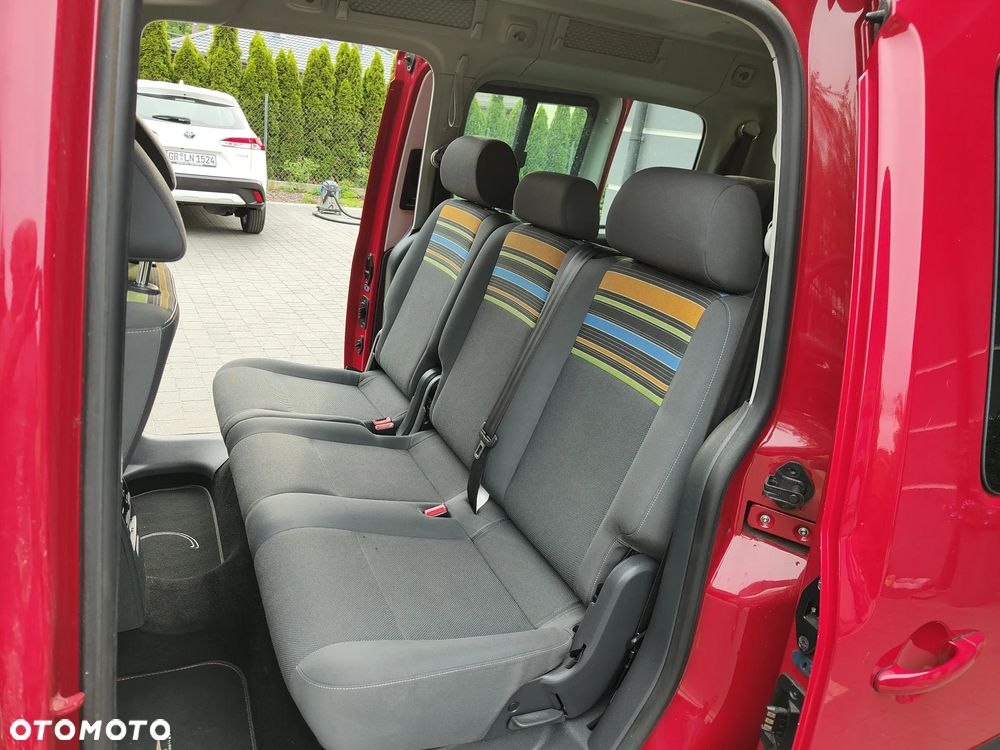 Volkswagen Caddy Maxi Comfortline DSG - 15