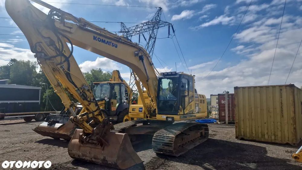 Komatsu PC210 LCi-10 - 13