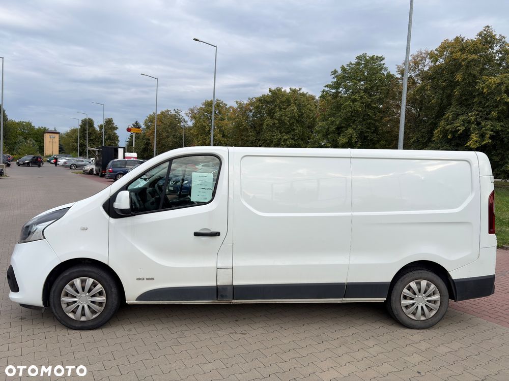 Nissan NV300 - 11