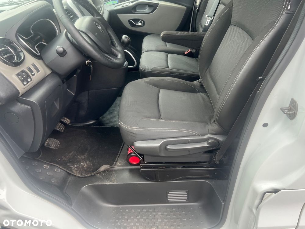 Renault Trafic - 13