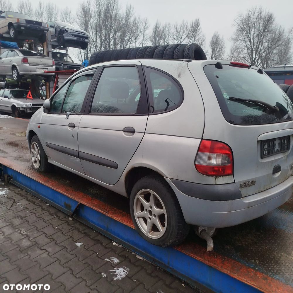 Renault Scenic 1 na części . - 8