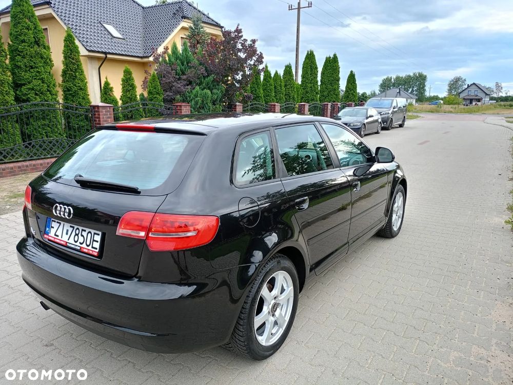 Audi A3 Sportback - 7