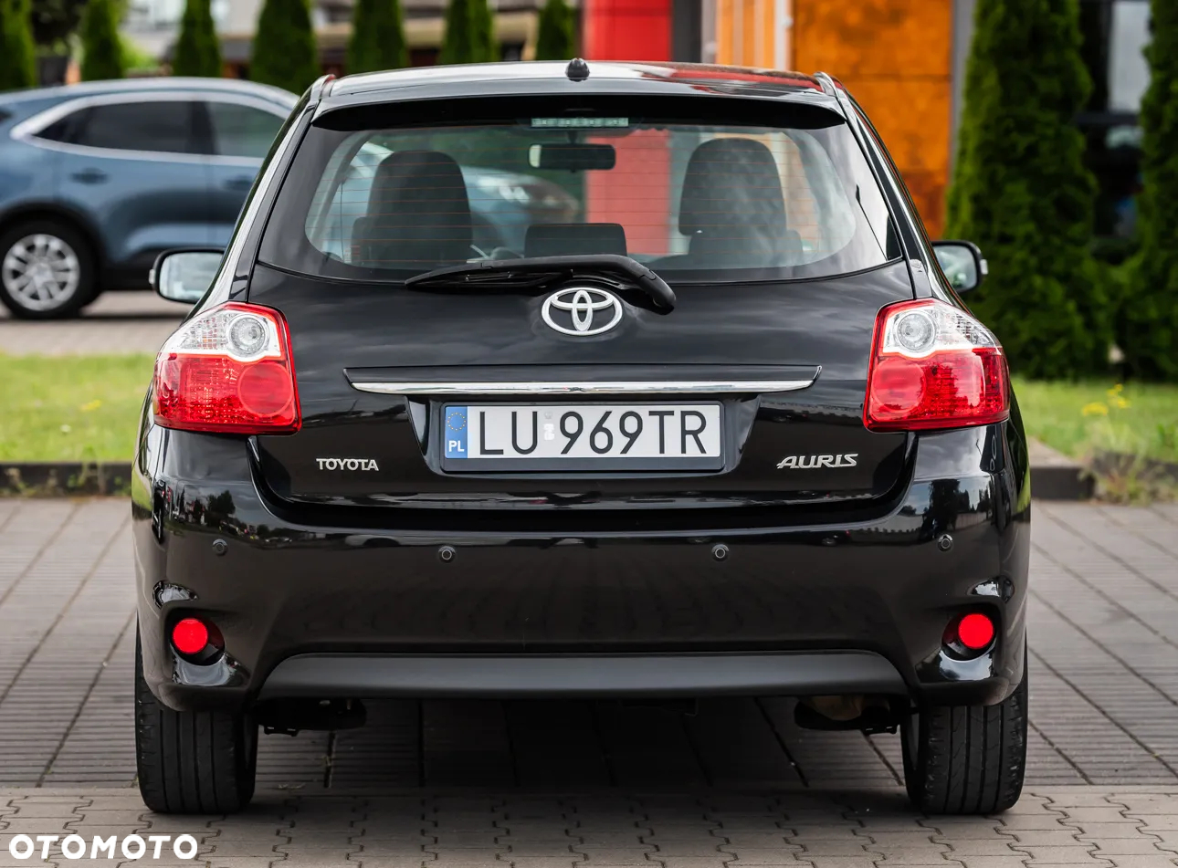 Toyota Auris 1.6 Premium - 6