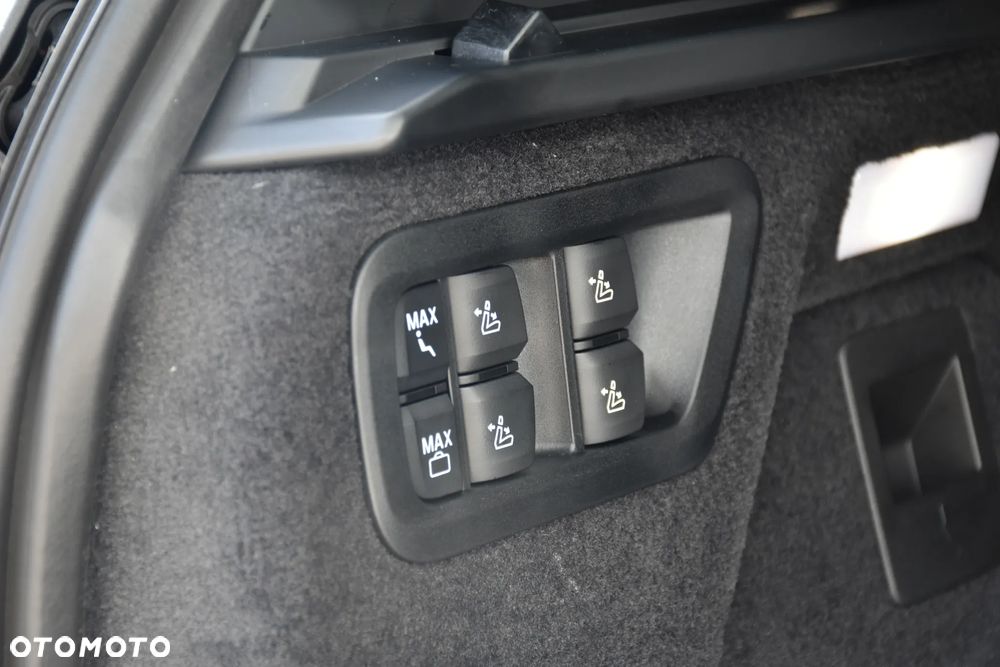 BMW X7 xDrive40d mHEV Individual Edition sport - 31